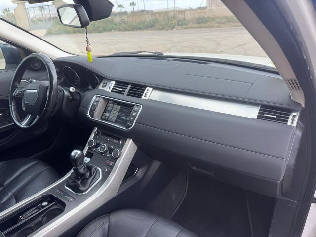 LAND ROVER EVOQUE PURE 2.2 TD4 4X4 SPANISH LHD IN SPAIN 89000 MILES SUPERB 2015